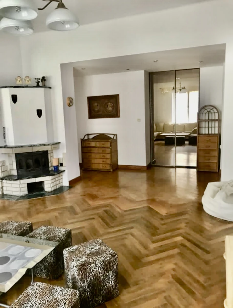 Apartament 5 pokojowy na sprzedaż w Bielsku-Białej, ul. Żeromskiego